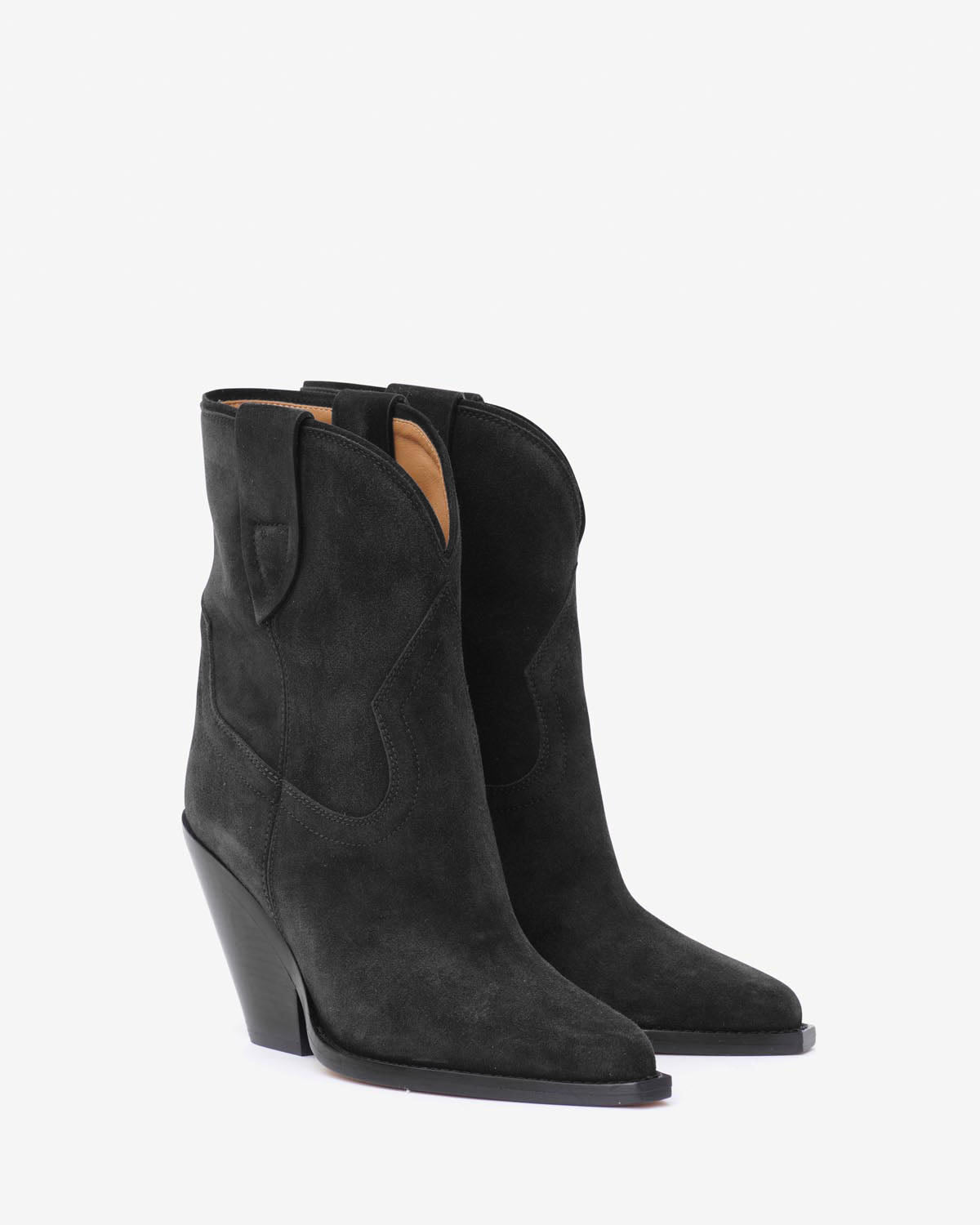 Boots Leyane