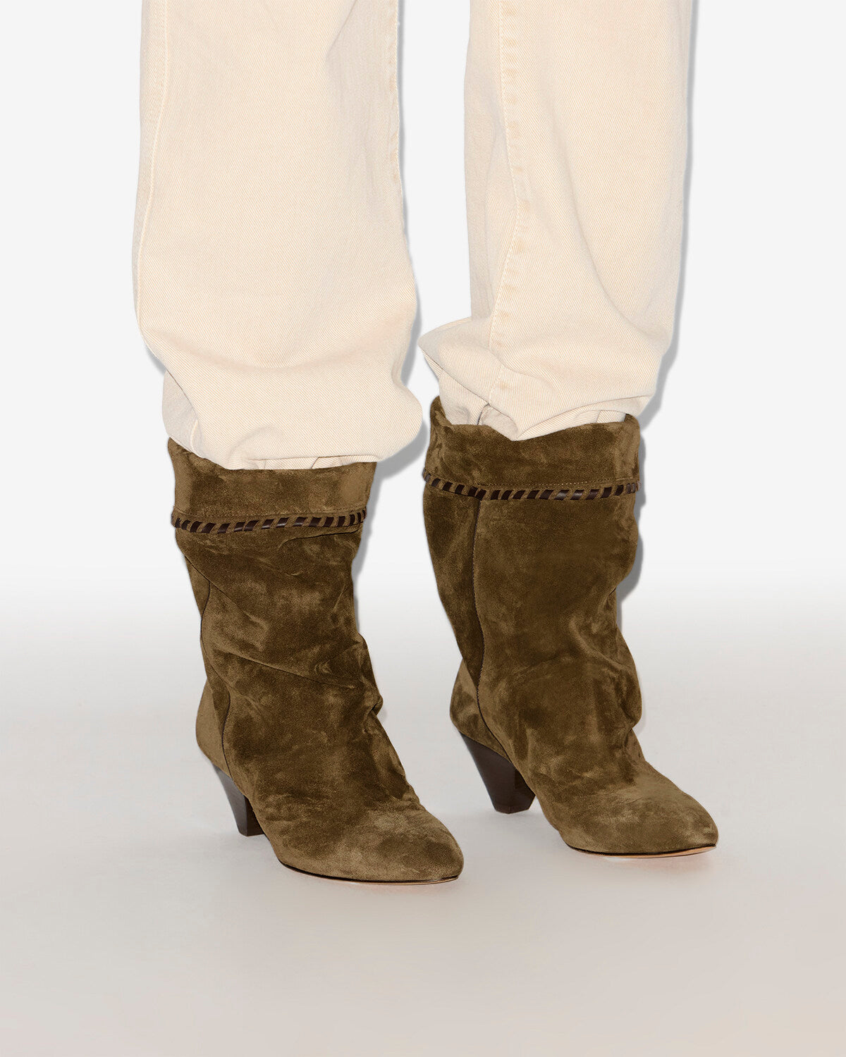 BOOTS DALBY