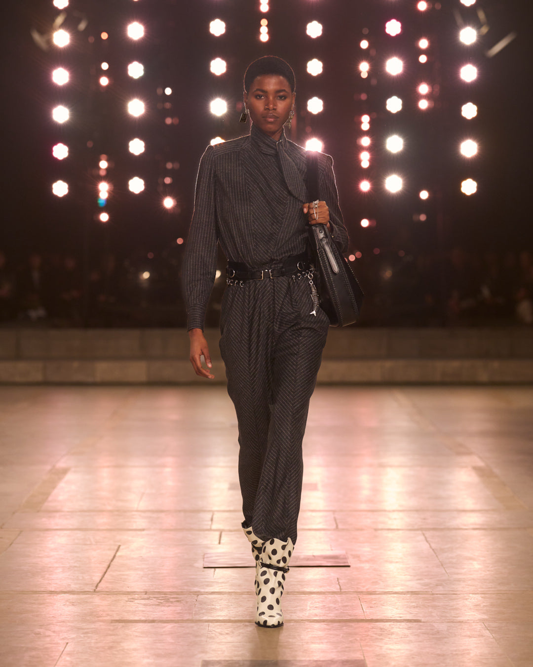 Look 16 FW25